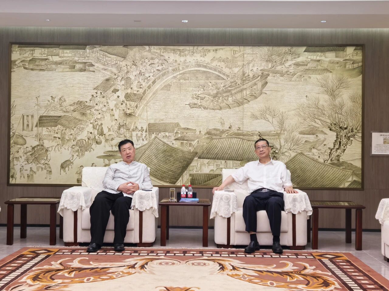 德裕世家董事长张咏一行来访
