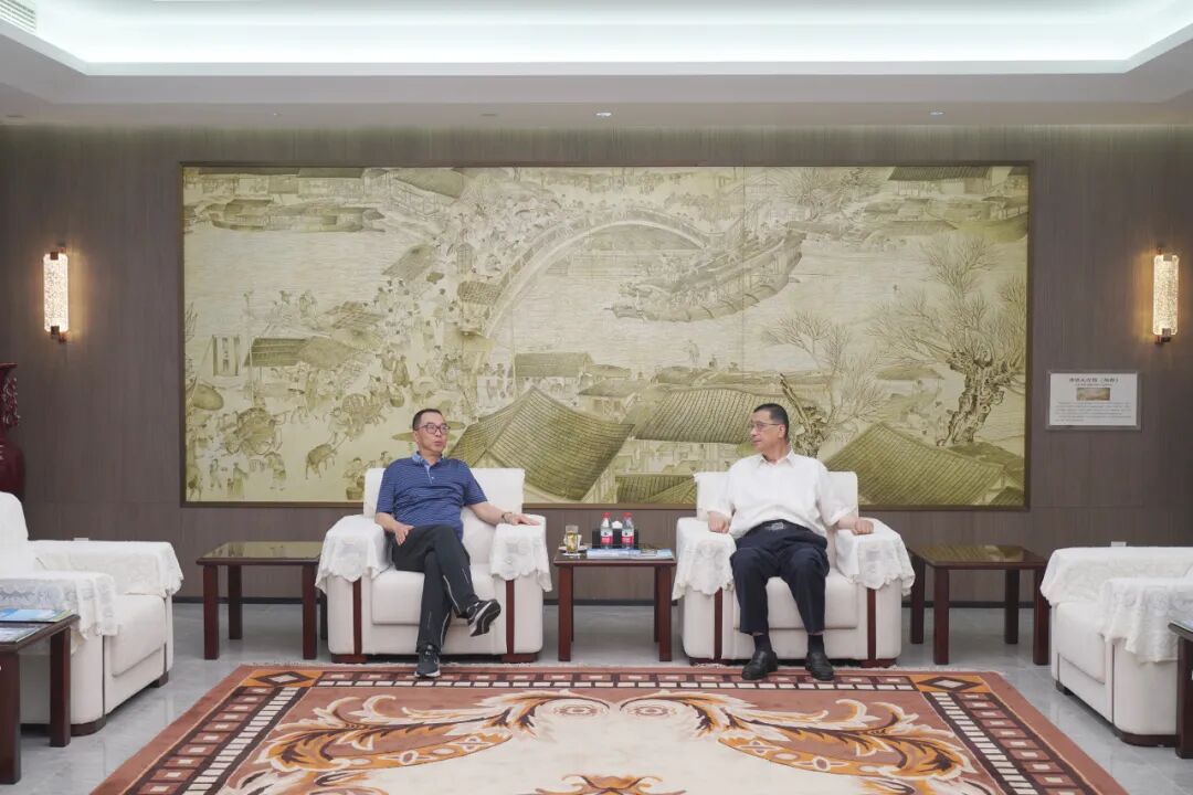 成都市社科联原副主席、社会科学院原副院长阎星来访