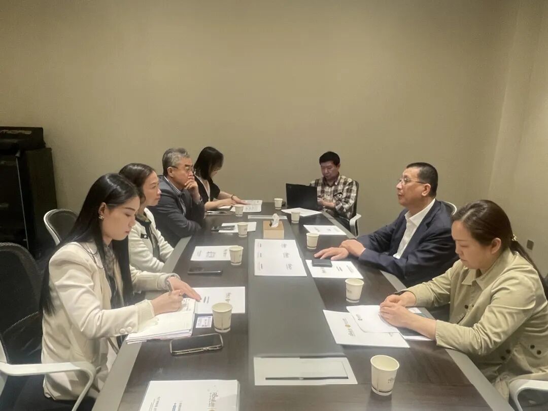 院领导一行赴广州皇家丽肿瘤医院考察交流