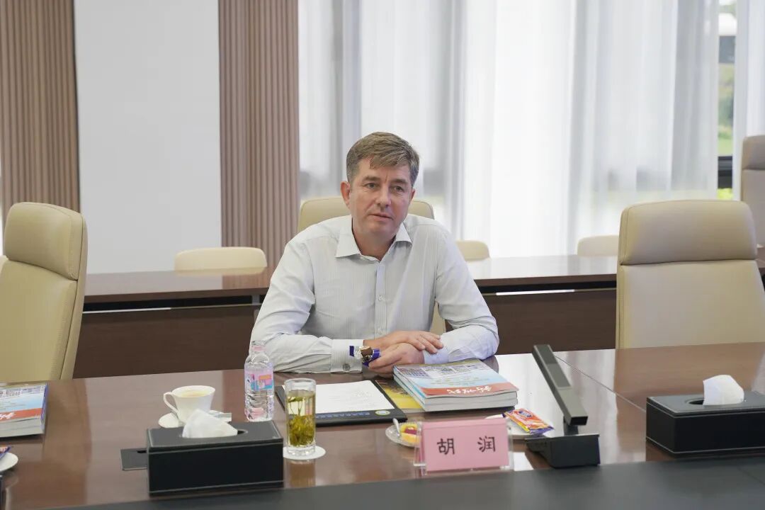 胡润百富董事长兼首席调研官胡润一行来访我院