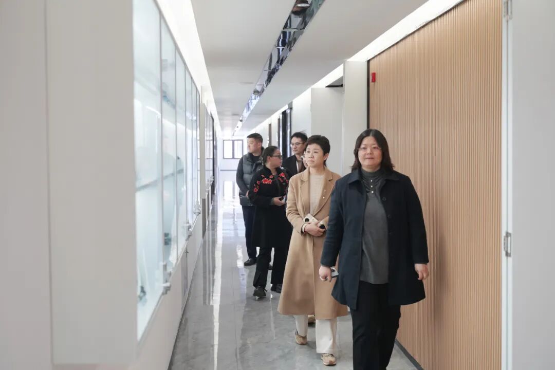 南京师范大学餐饮酒店集团曹珍娣总经理一行来访