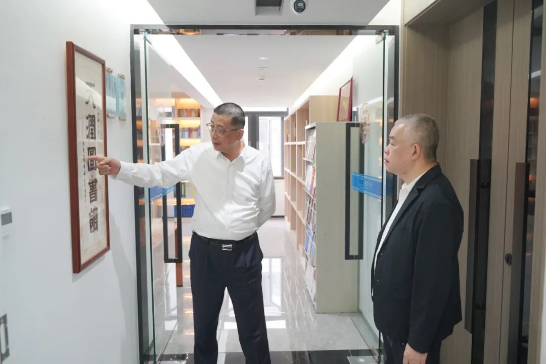 澳门科技大学唐嘉乐副校长来我院检查指导工作