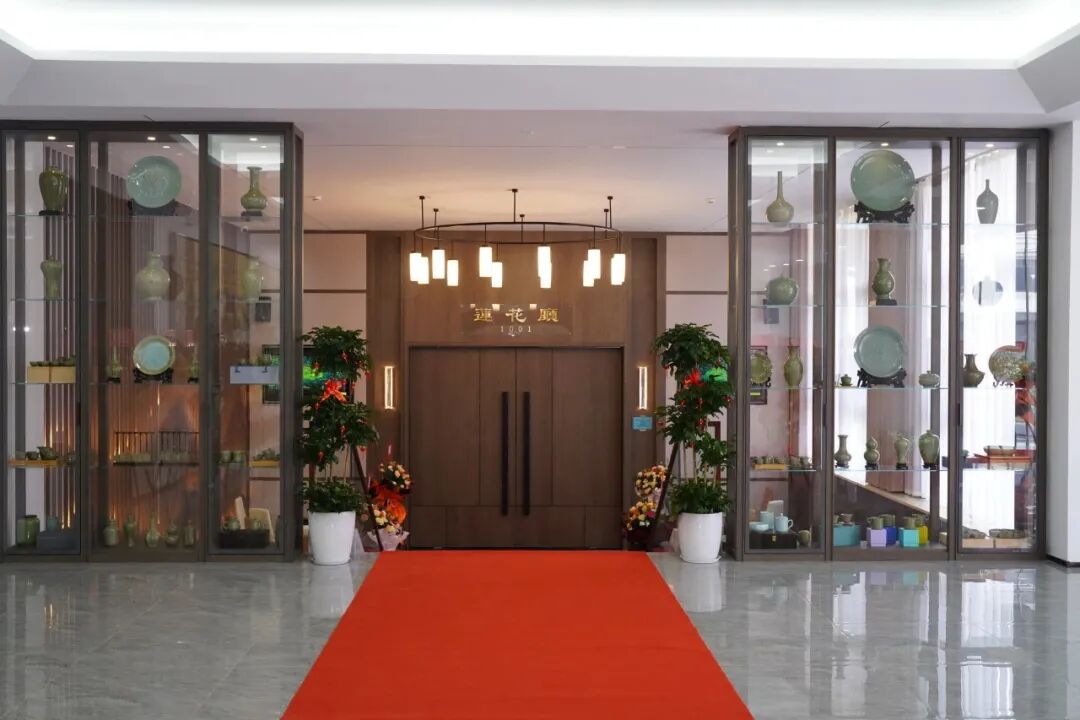 热烈祝贺施珍大师荣获第六批国家级非物质文化遗产代表性传承人殊荣！