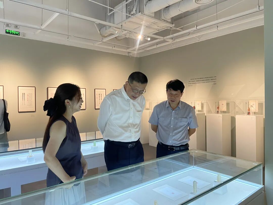 院领导一行赴上海精英博蒂国际集团参访交流