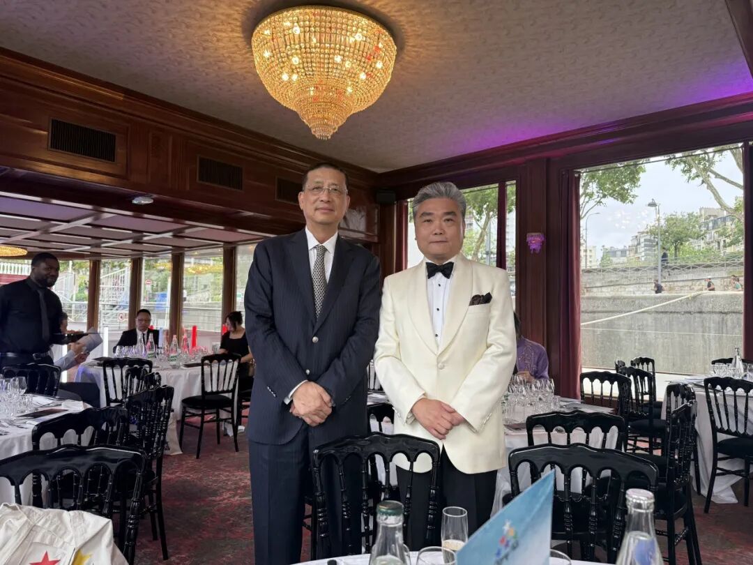 艺术之光照亮全球|现代奥艺品牌亮相巴黎联合国教科文组织总部