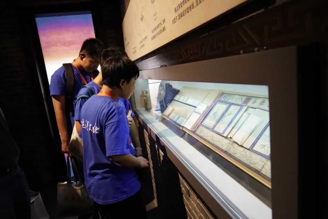 2025海外华裔菁英青少年大运河文化体验活动南京营圆满落幕