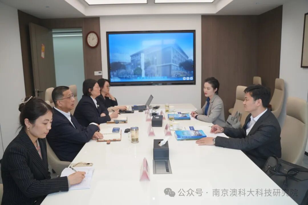 东南大学电气工程学院教授肖华锋一行来我院访问交流