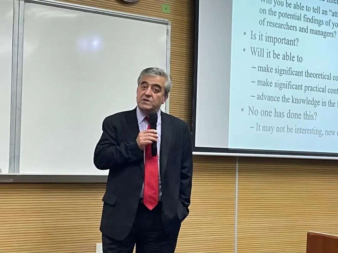 國際頂尖期刊主編受邀到訪澳科大交流