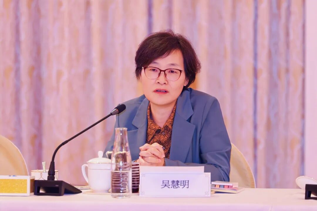 甬澳联动 她创未来——甬澳两地女企业家座谈交流会在澳门永利皇宫会议厅举行