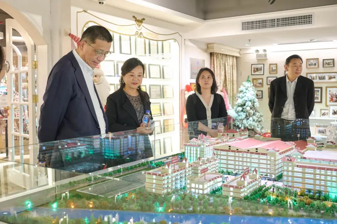 院领导一行考察广东盈浩工艺制品有限公司