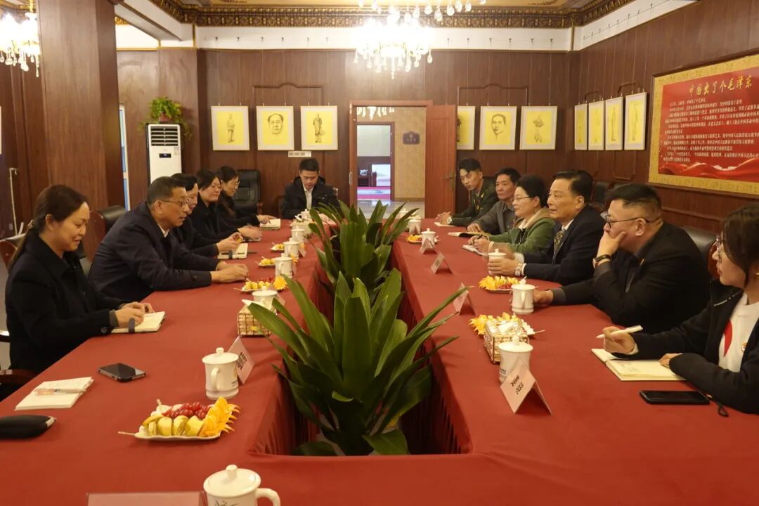 院领导一行考察中国社会艺术协会美育强国教育基地