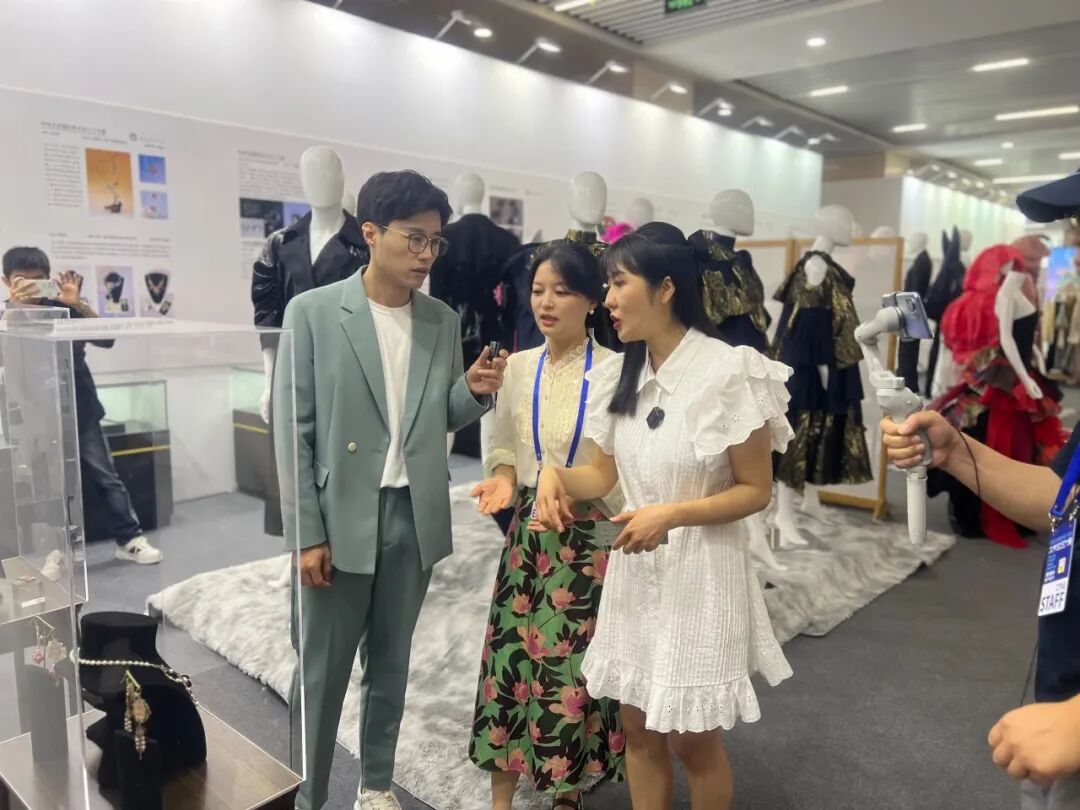 賀！澳科大人文藝術學院時尚工作營喜獲紫金獎「創新實踐獎」