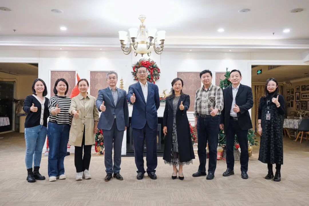 院领导一行考察广东盈浩工艺制品有限公司