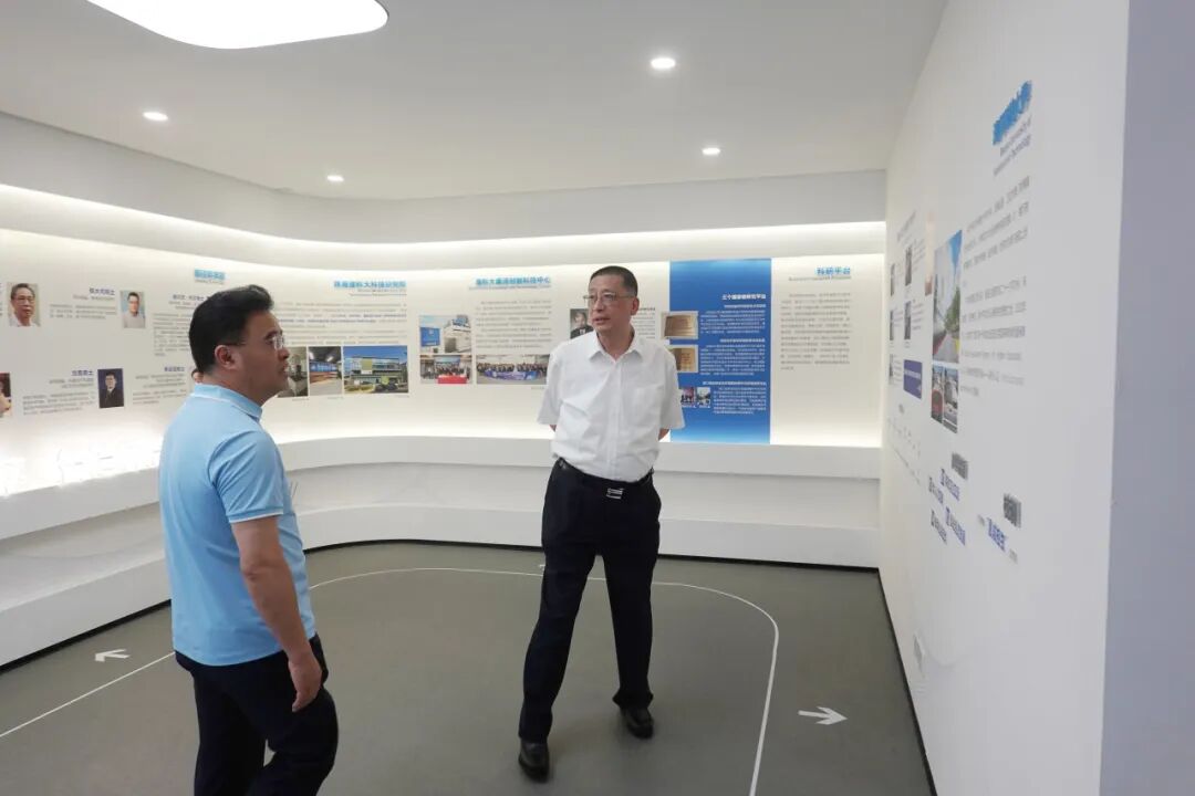 宁波市政府李关定副市长一行来我院调研