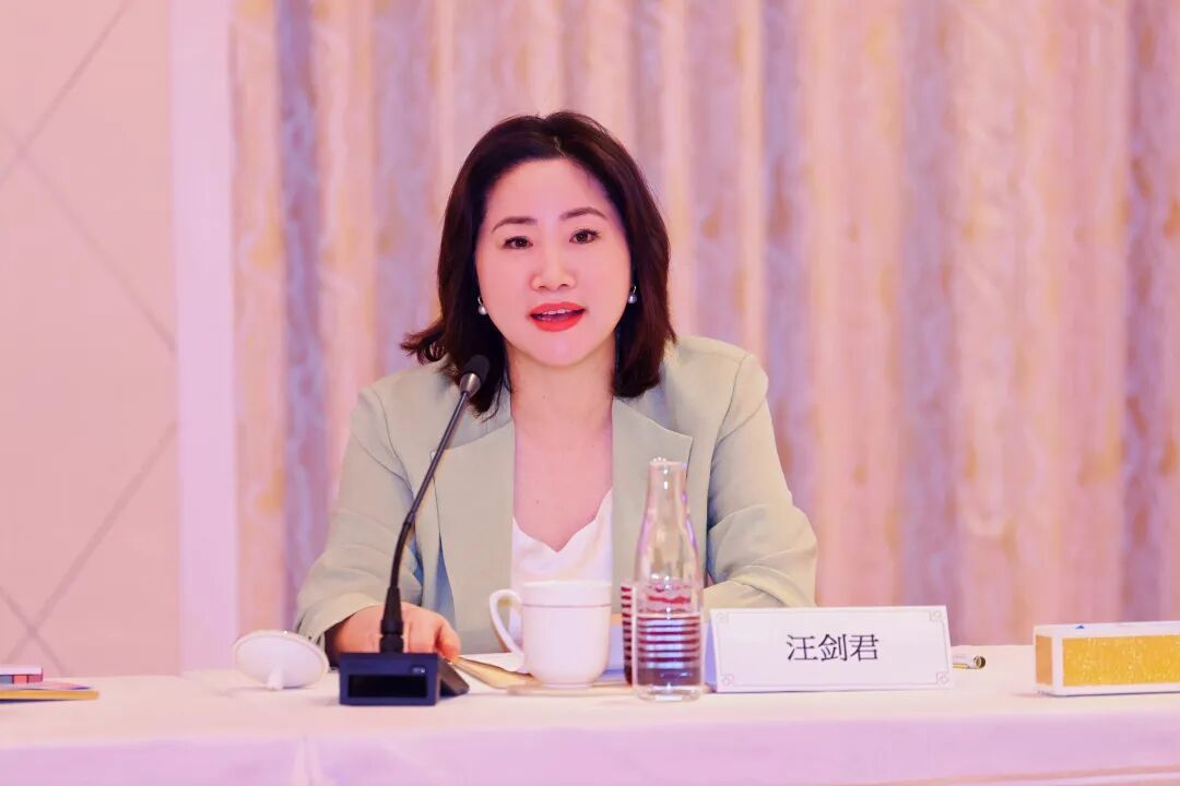 甬澳联动 她创未来——甬澳两地女企业家座谈交流会在澳门永利皇宫会议厅举行