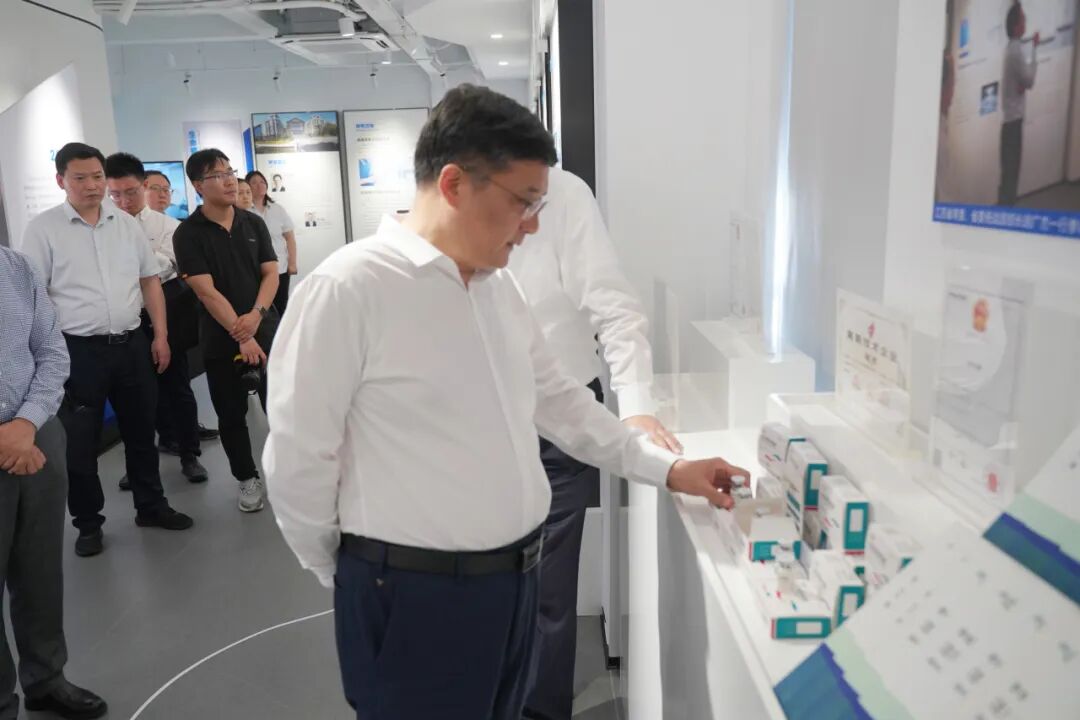 南京市委常委、市委统战部部长吴勇强调研南京澳科大科技研究院