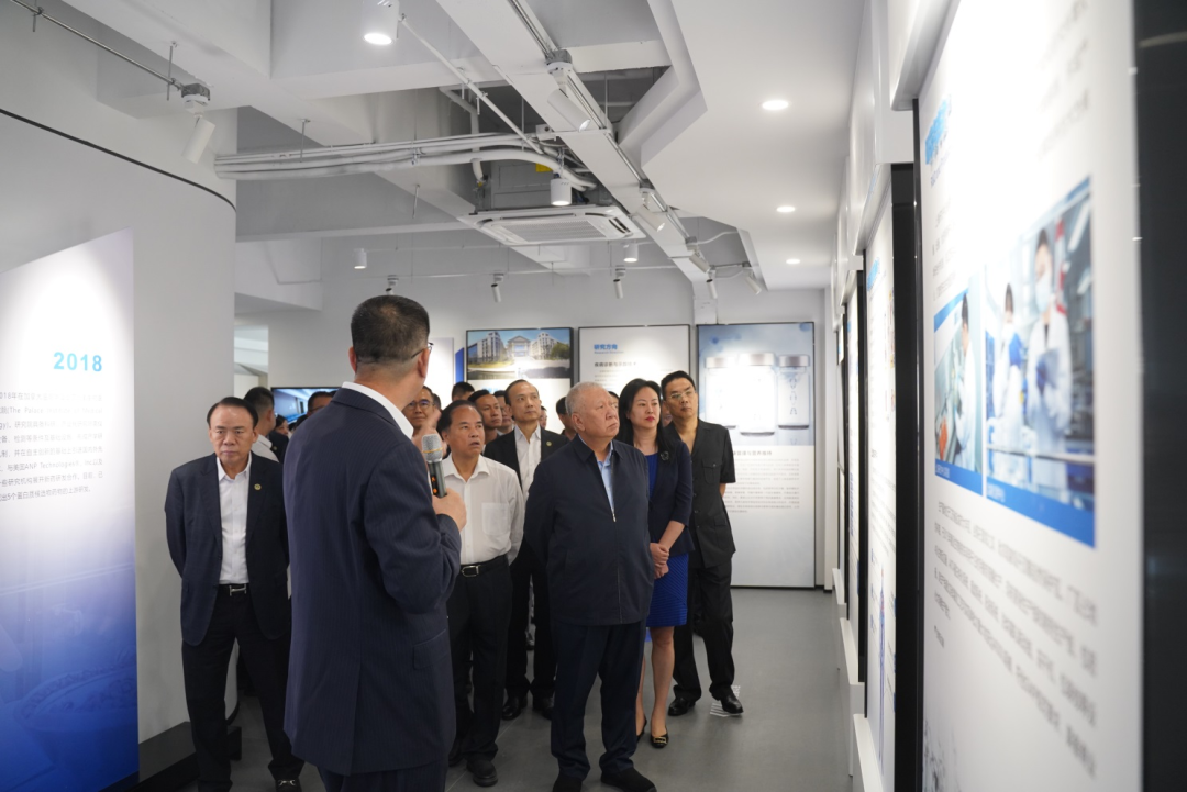 澳门特别行政区全国政协委员考察团莅临南京澳科大科技研究院视察工作