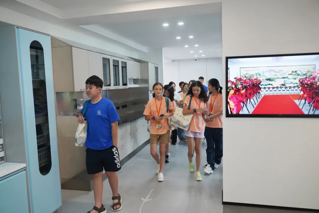 2025海外华裔菁英青少年大运河文化体验活动南京营圆满落幕