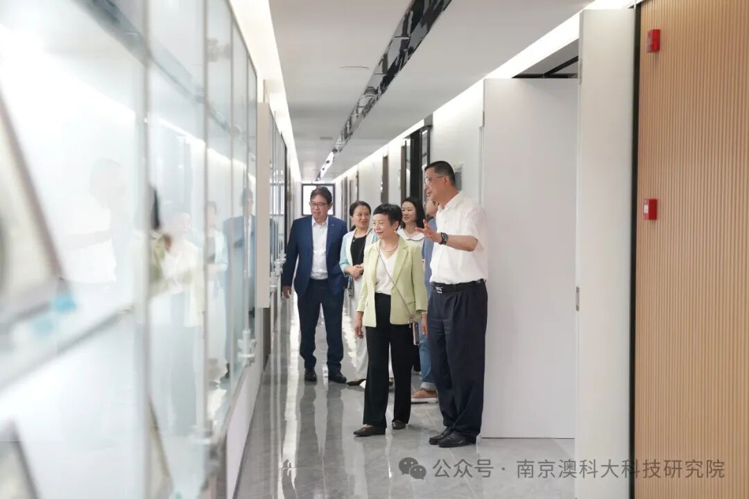 新加坡辅仁国际学校来院交流访问